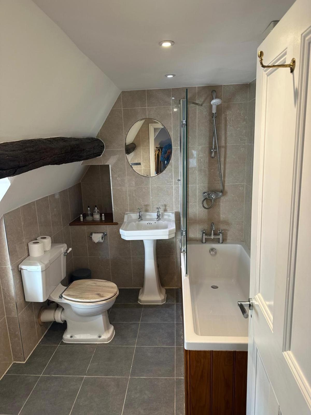 Bourton-on-the-Water The Plough B&B חדר תמונה